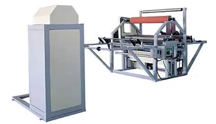 Машина для ламинирования воздушно-пузырчатой пленкой